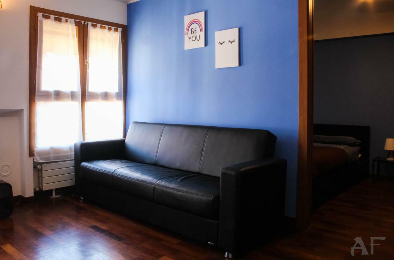 Corso San Gottardo - Darsena Flat Apartamento